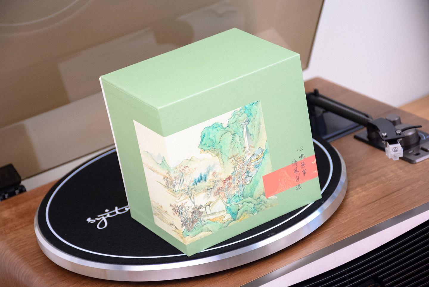 This is the real man's speed bump! Hand-carved Sun Wukong + pure titanium water cup: produced by Feige